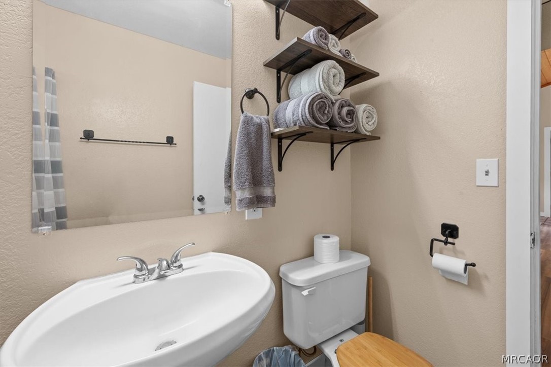 196 Sunset Lane Property Photo 15