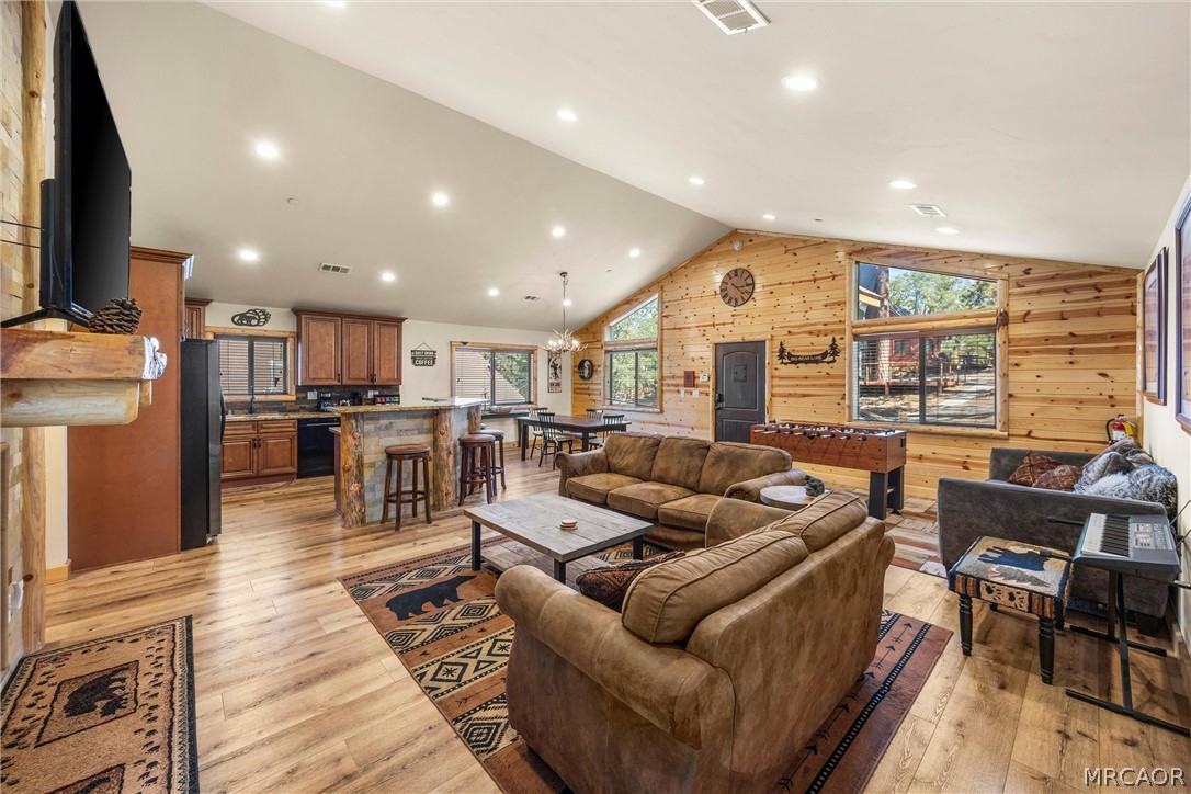 40217 Dream Street Property Photo 11
