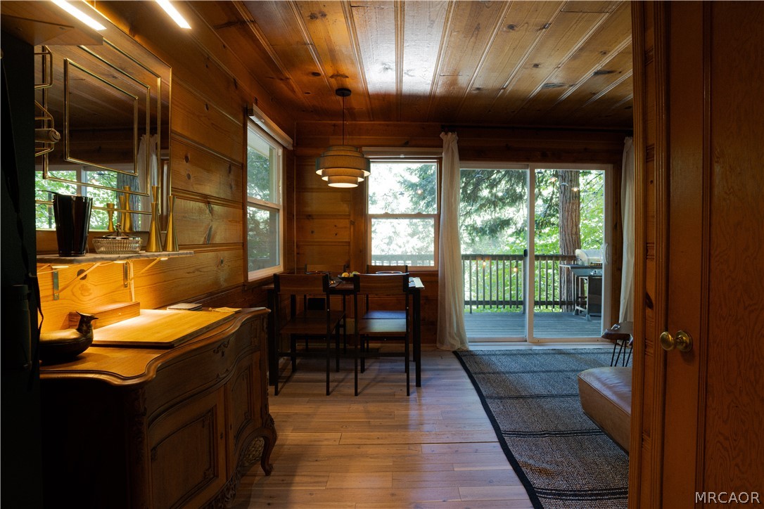 761 Arrowhead Villa Road Property Photo 2
