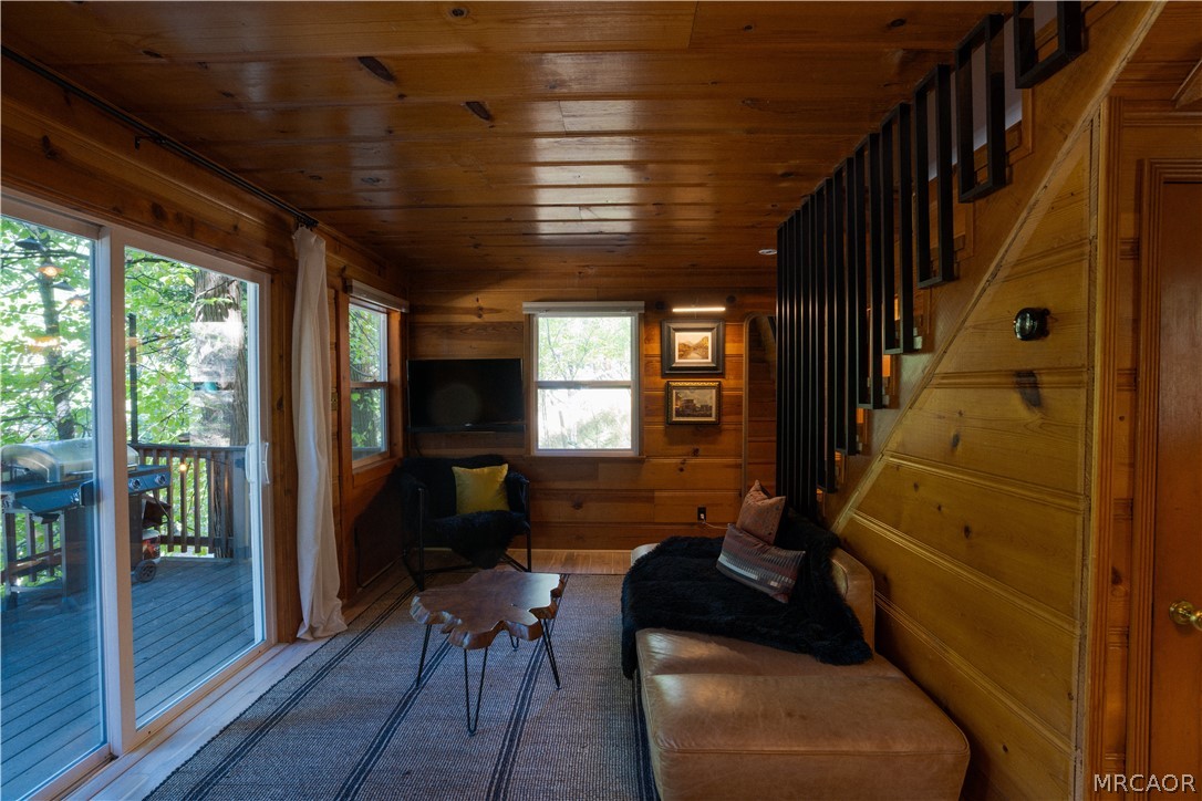 761 Arrowhead Villa Road Property Photo 11