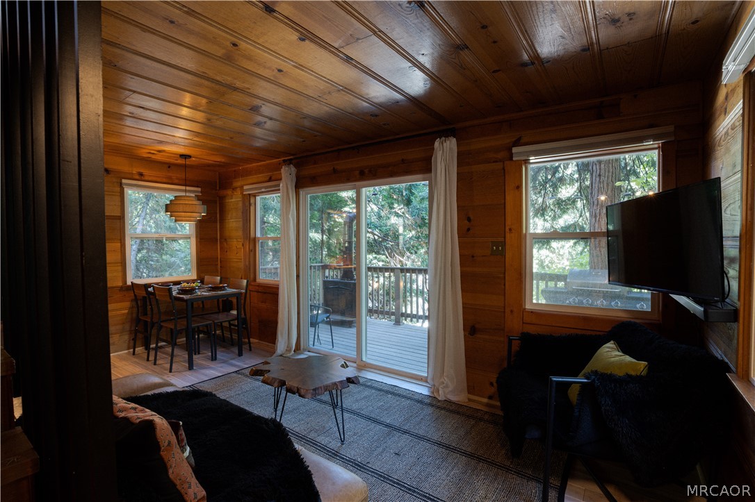 761 Arrowhead Villa Road Property Photo 18