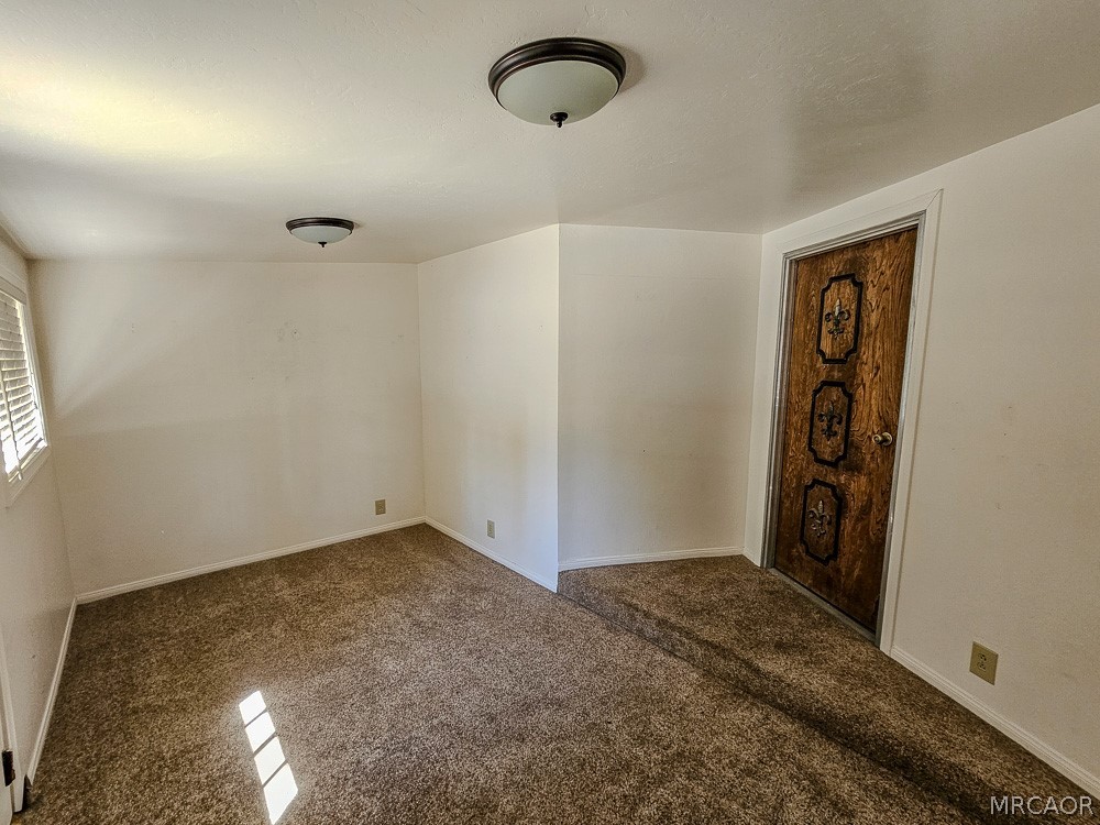 391 Montclair Drive 119 Property Photo 3
