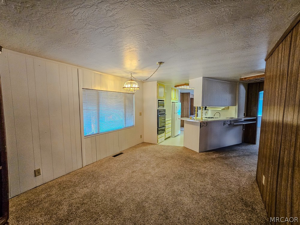 391 Montclair Drive 119 Property Photo 13