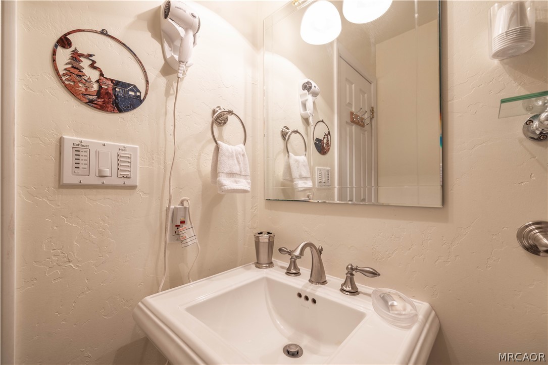 42679 La Placida Avenue Property Photo 12