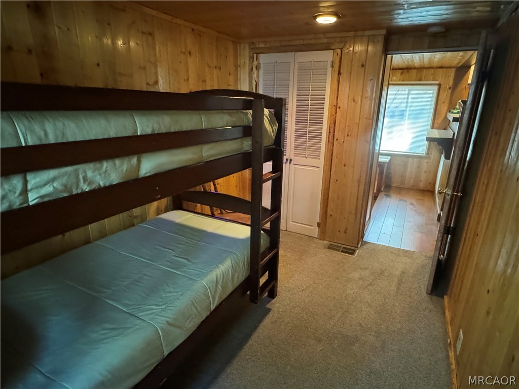 42696 Cougar Road Property Photo 5