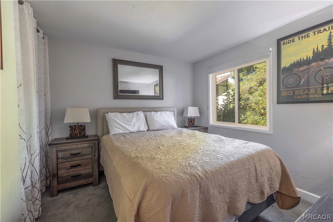861 Thrush Drive 8 Property Photo 16