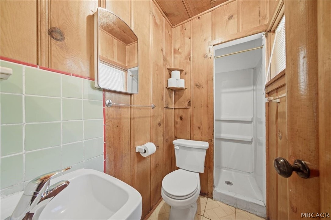 830 East Mountain View Boulevard Property Photo 7
