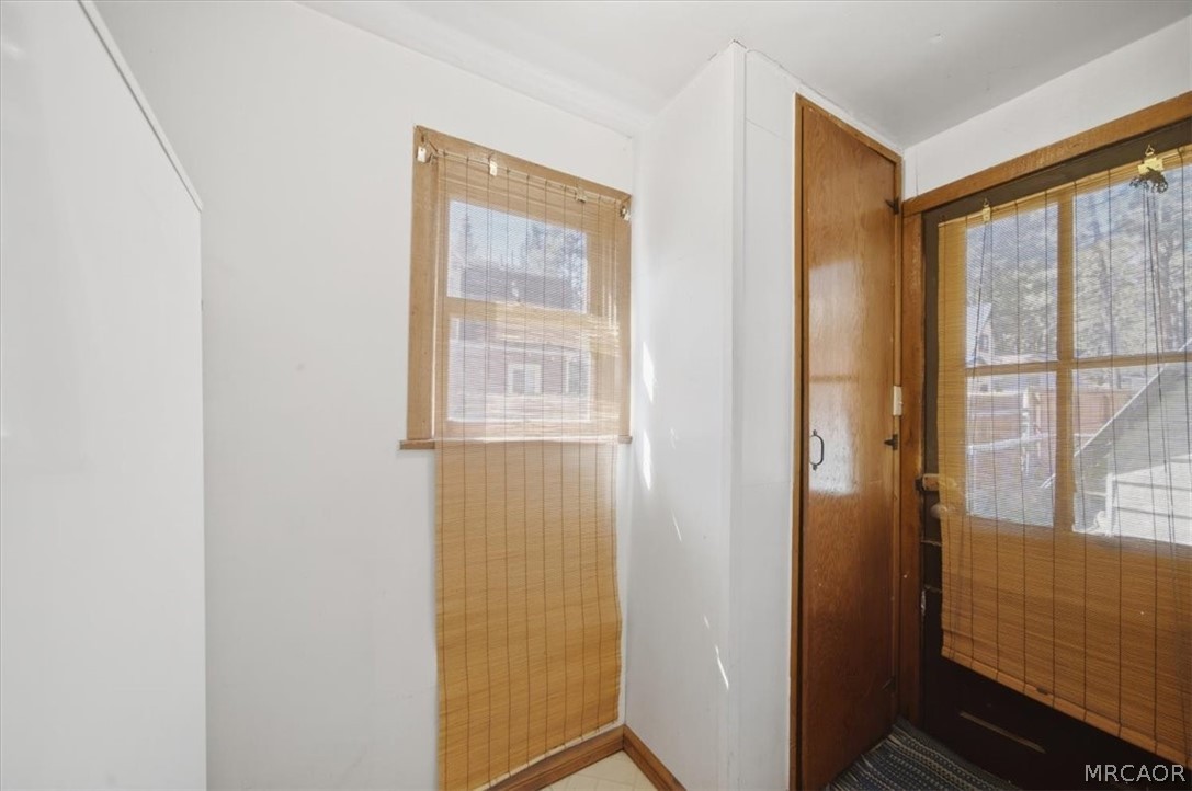 830 East Mountain View Boulevard Property Photo 11