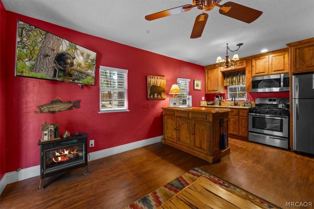 450 Georgia Street Property Photo 9
