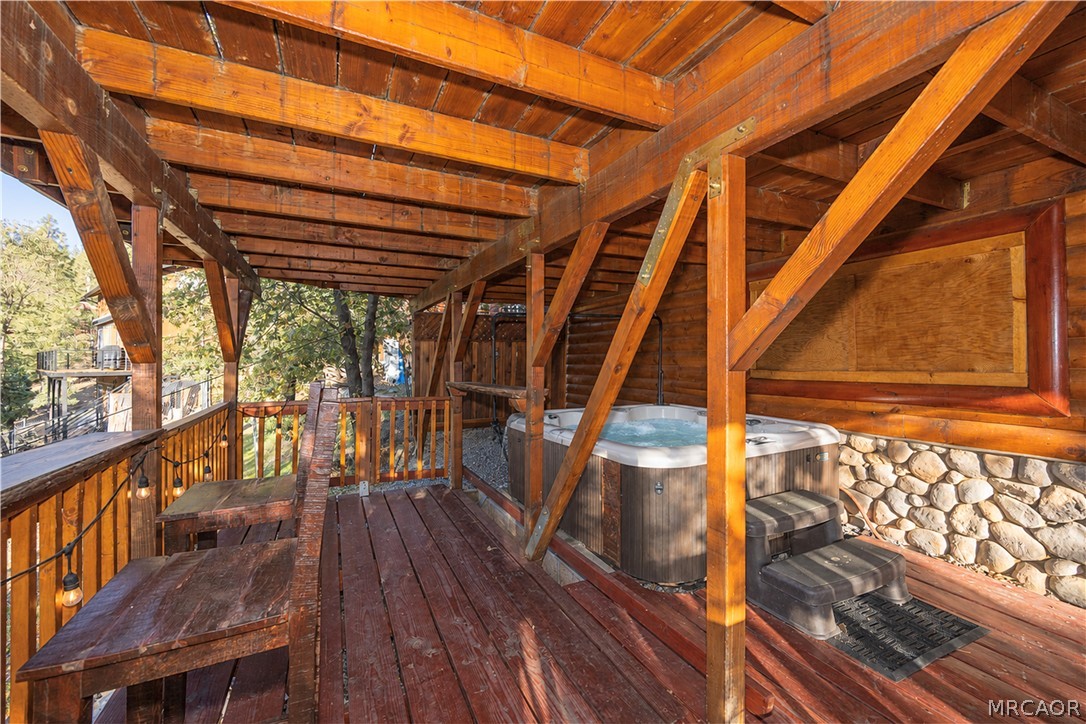 1127 Crags Lane Property Photo 35