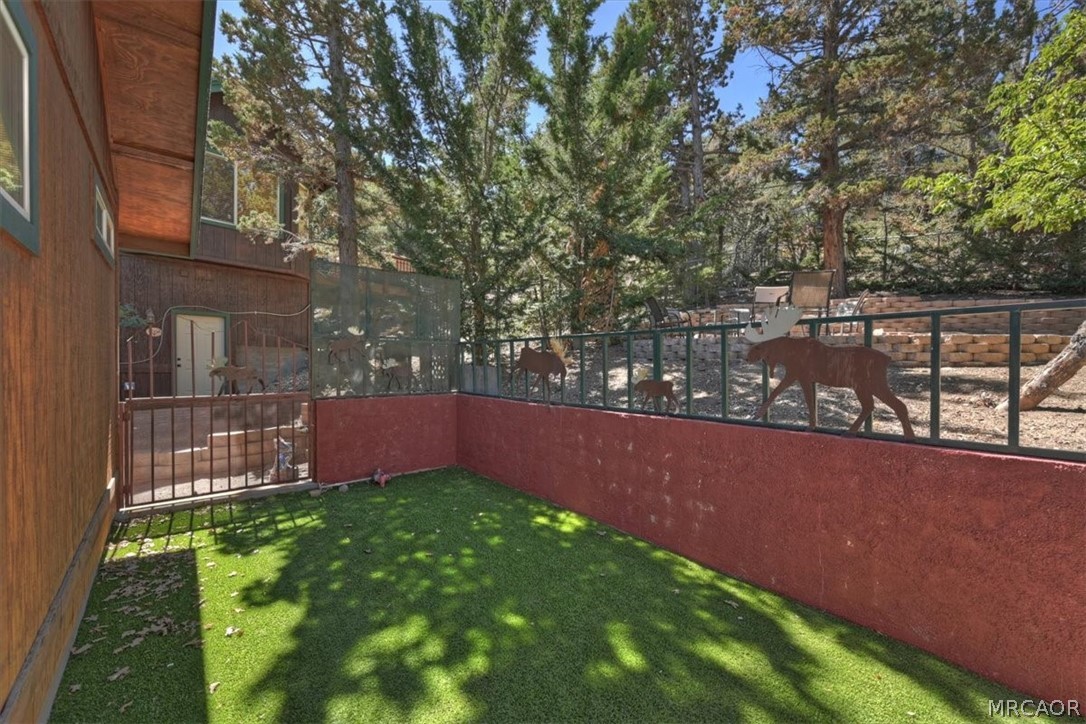 473 Villa Grove Avenue Property Photo 42
