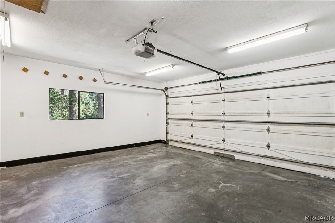 414 Pioneer Road Property Photo 40