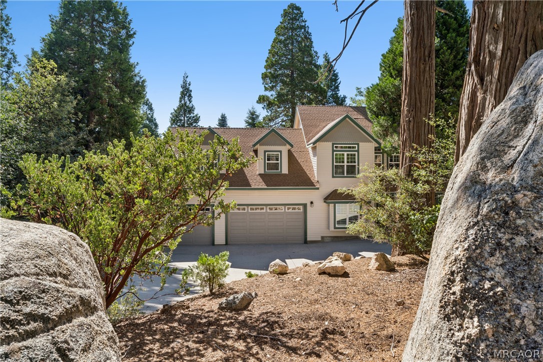 296 Grass Valley Road Property Photo 4