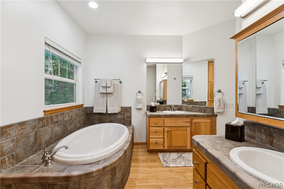 296 Grass Valley Road Property Photo 29