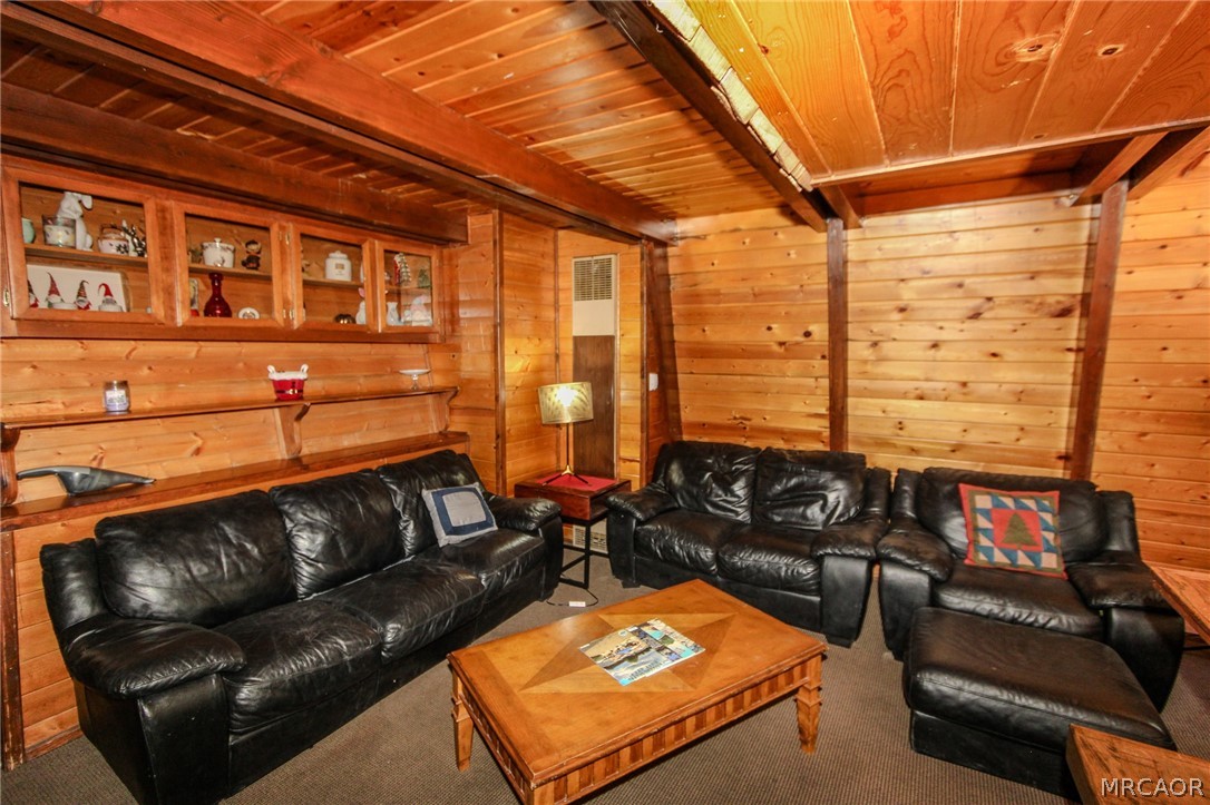 317 West Aeroplane Boulevard Property Photo 13