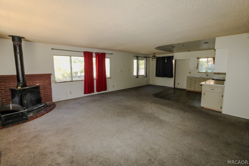 1292 Bruin Trail Property Photo 5