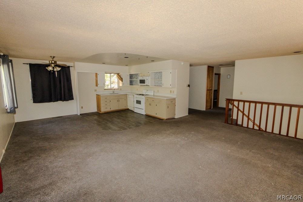 1292 Bruin Trail Property Photo 6