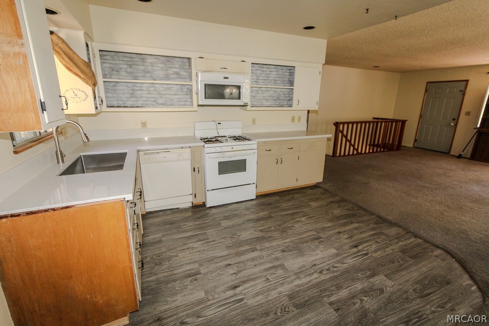 1292 Bruin Trail Property Photo 8