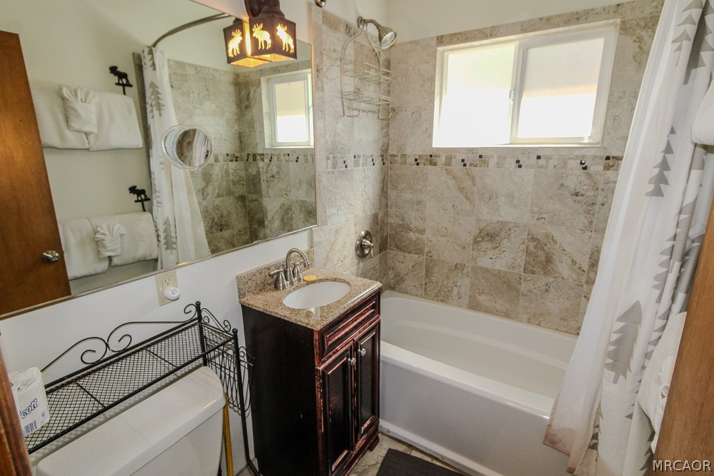 40997 Pennsylvania Avenue Property Photo 14