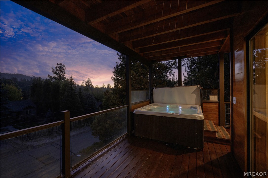 43669 Ridge Crest Drive Property Photo 5