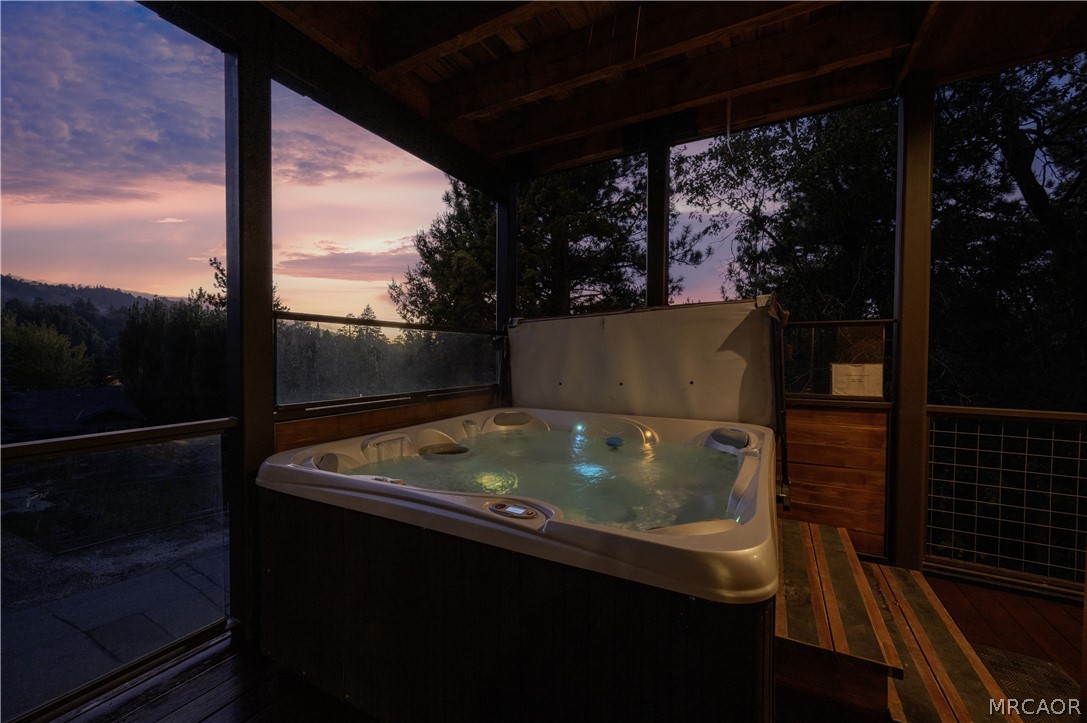 43669 Ridge Crest Drive Property Photo 6