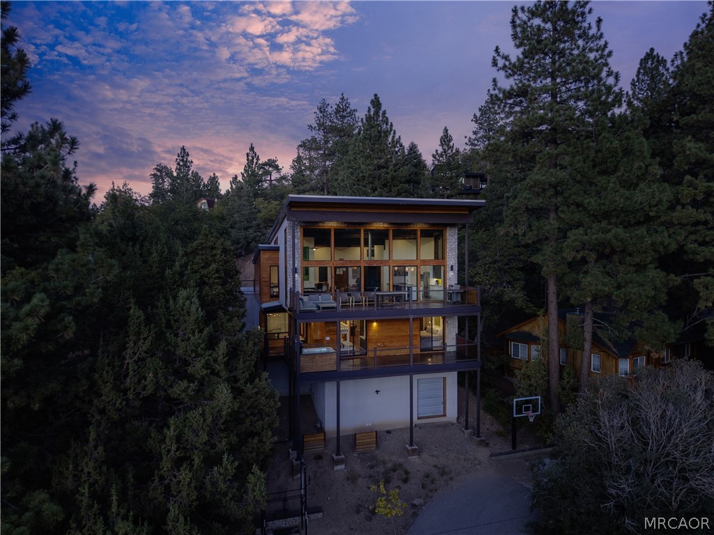 43669 Ridge Crest Drive Property Photo 8