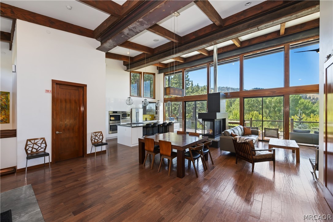43669 Ridge Crest Drive Property Photo 14