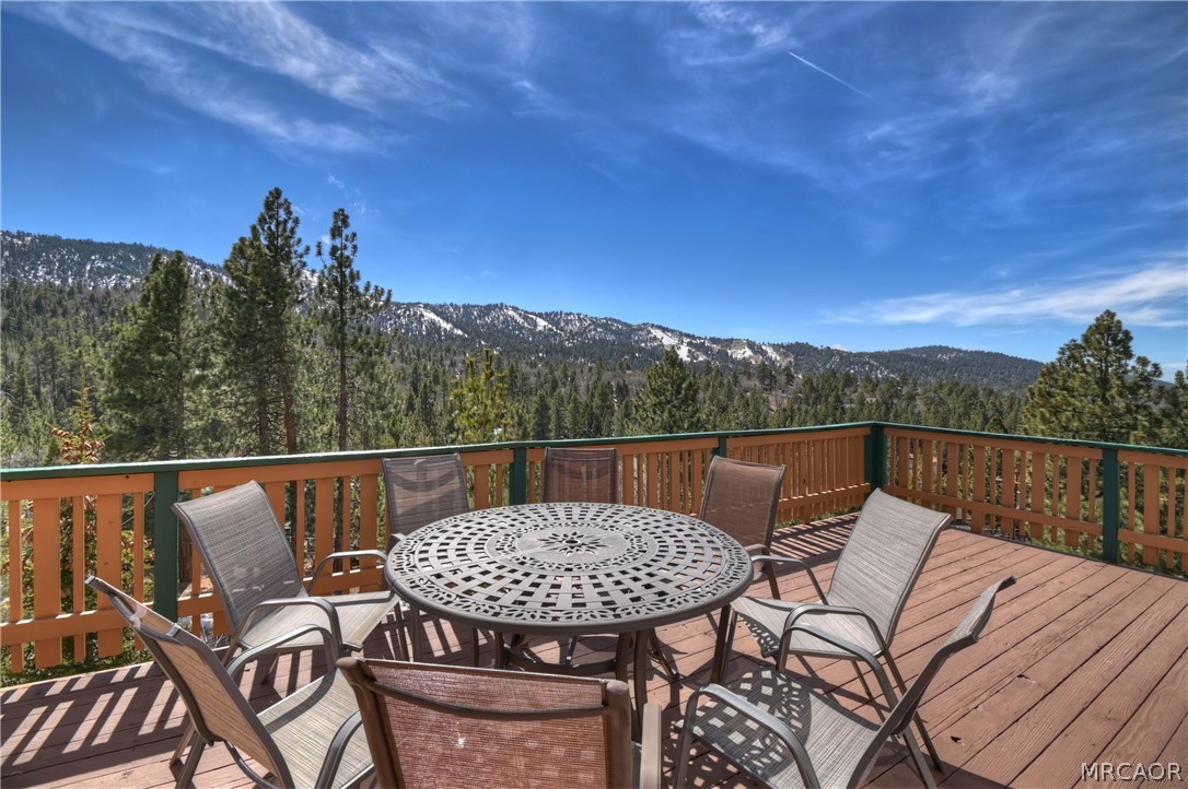 43850 Yosemite Drive Property Photo 2