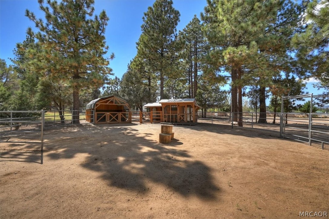 1155 Willow Lane Property Photo 30