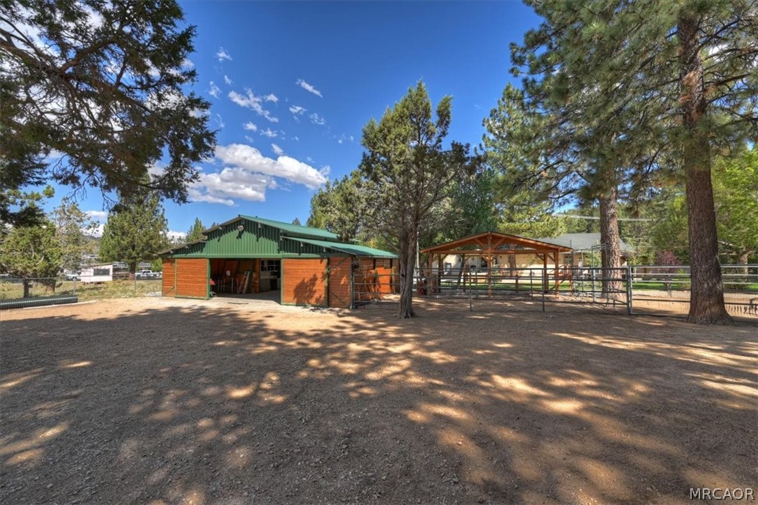 1155 Willow Lane Property Photo 38
