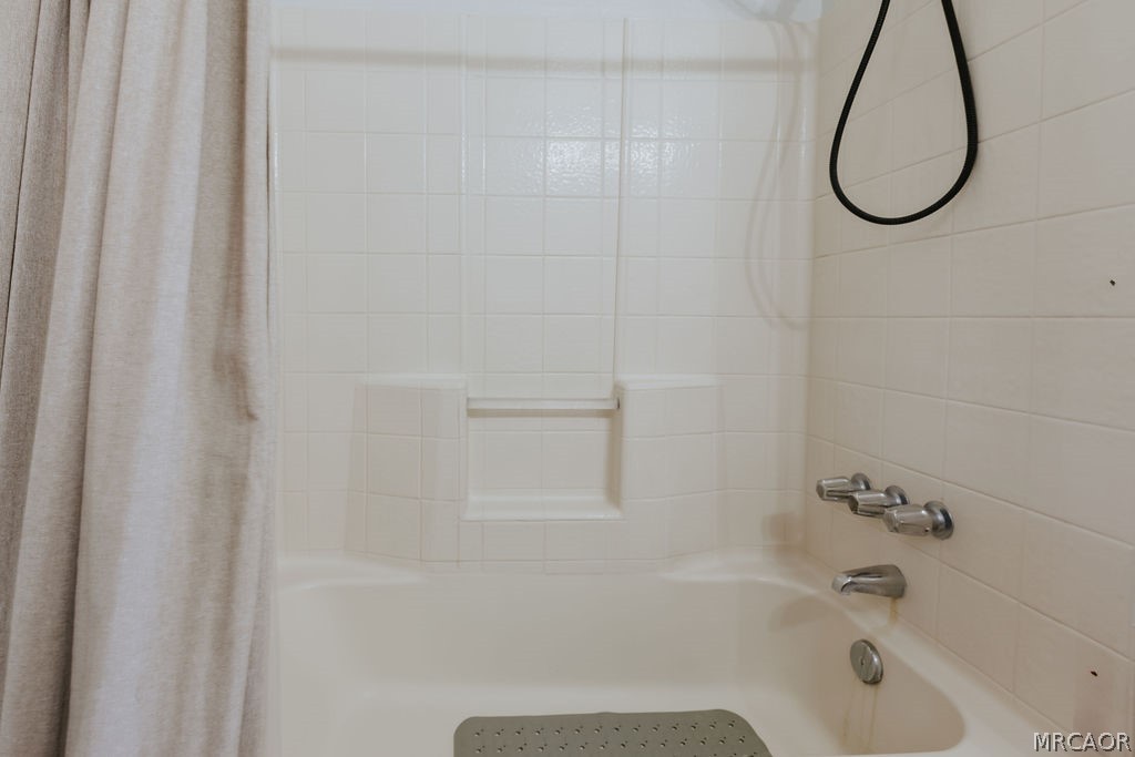 31909 Lookout Lane Property Photo 6