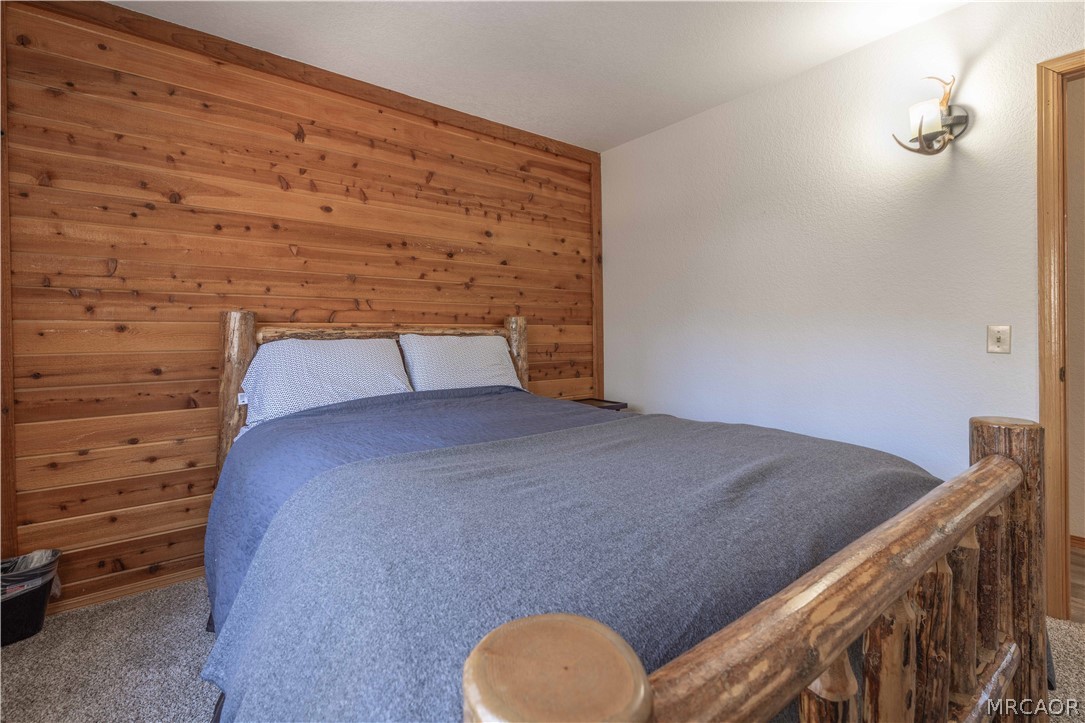 1009 White Mountain Property Photo 18