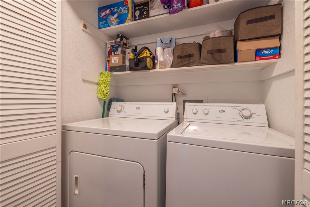 1009 White Mountain Property Photo 23