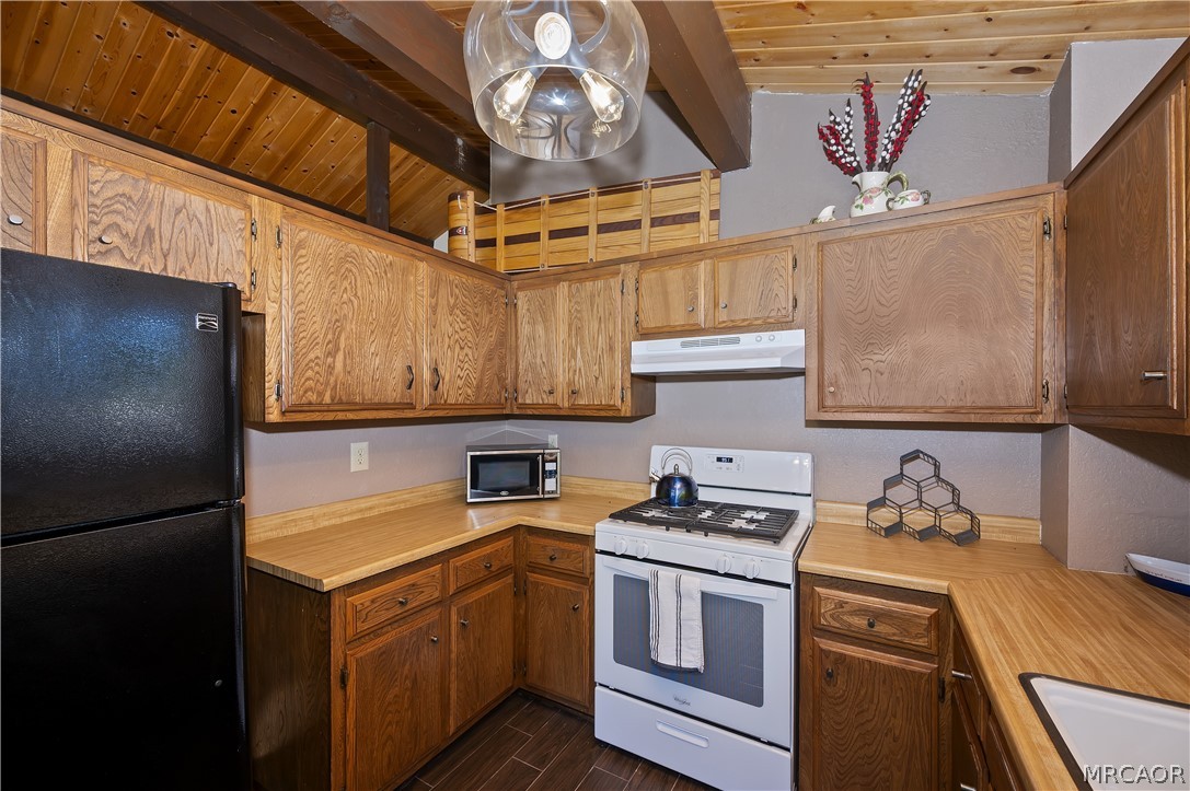 32904 Canyon Drive Property Photo 17
