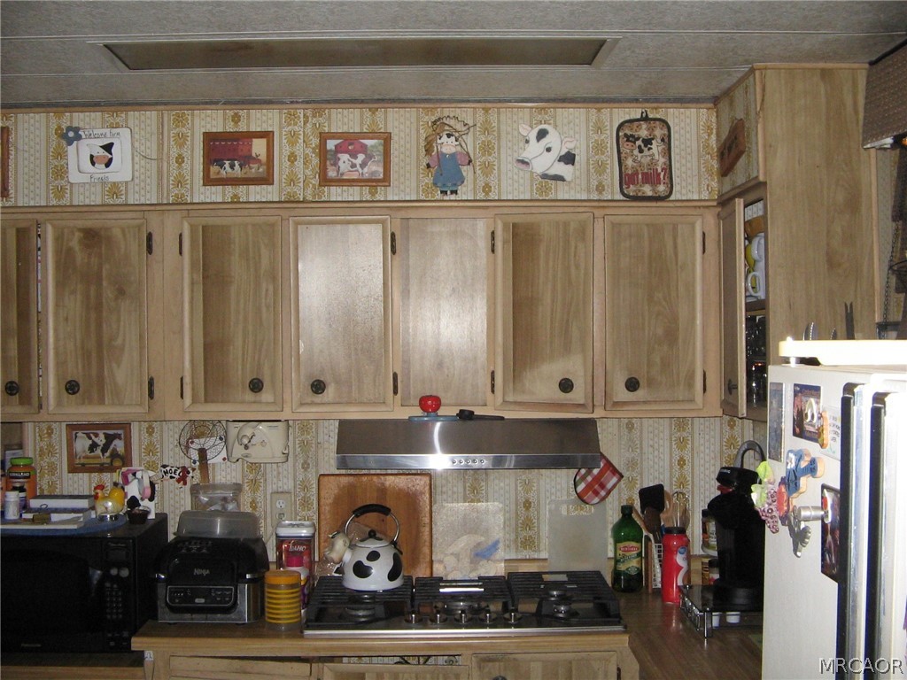 3883 Buchanan Street 3 Property Photo 5