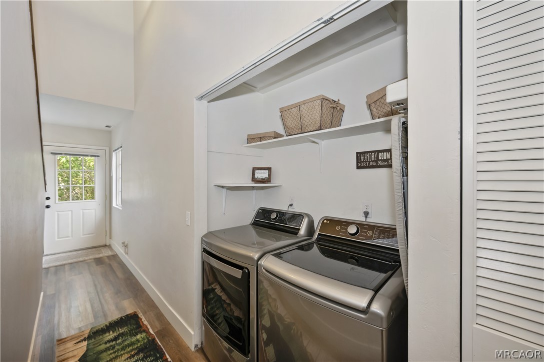 42824 Cedar Avenue Property Photo 30
