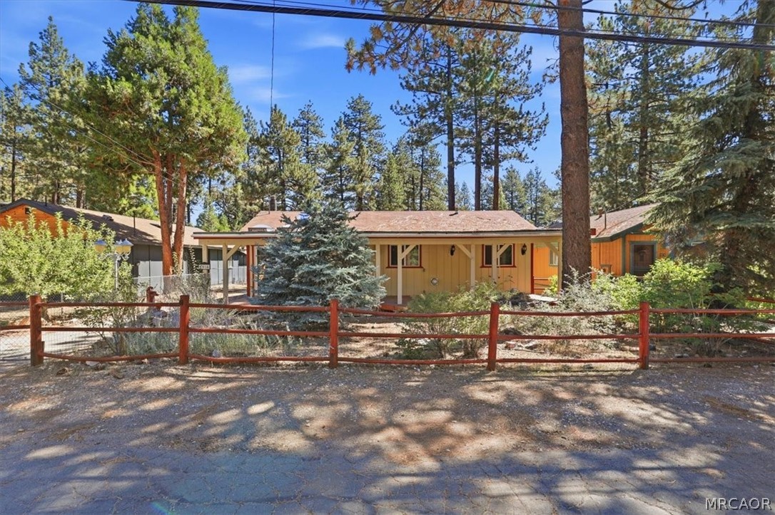 1016 Anita Avenue Property Photo 1