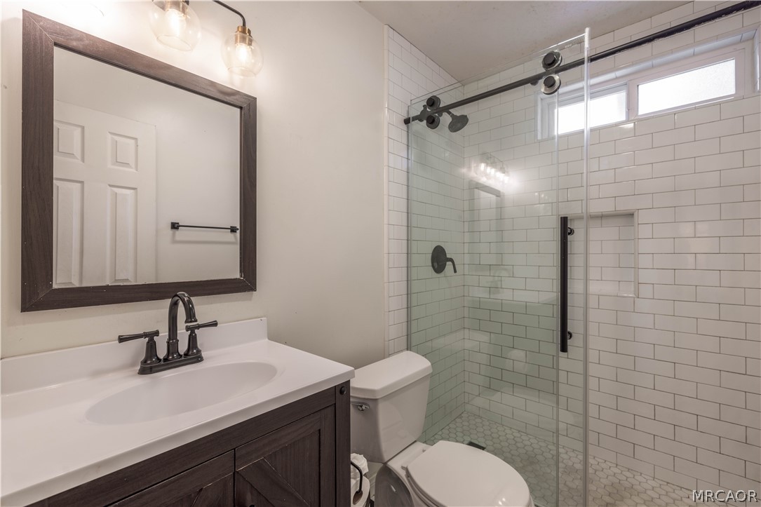 42585 Falcon Avenue Property Photo 15