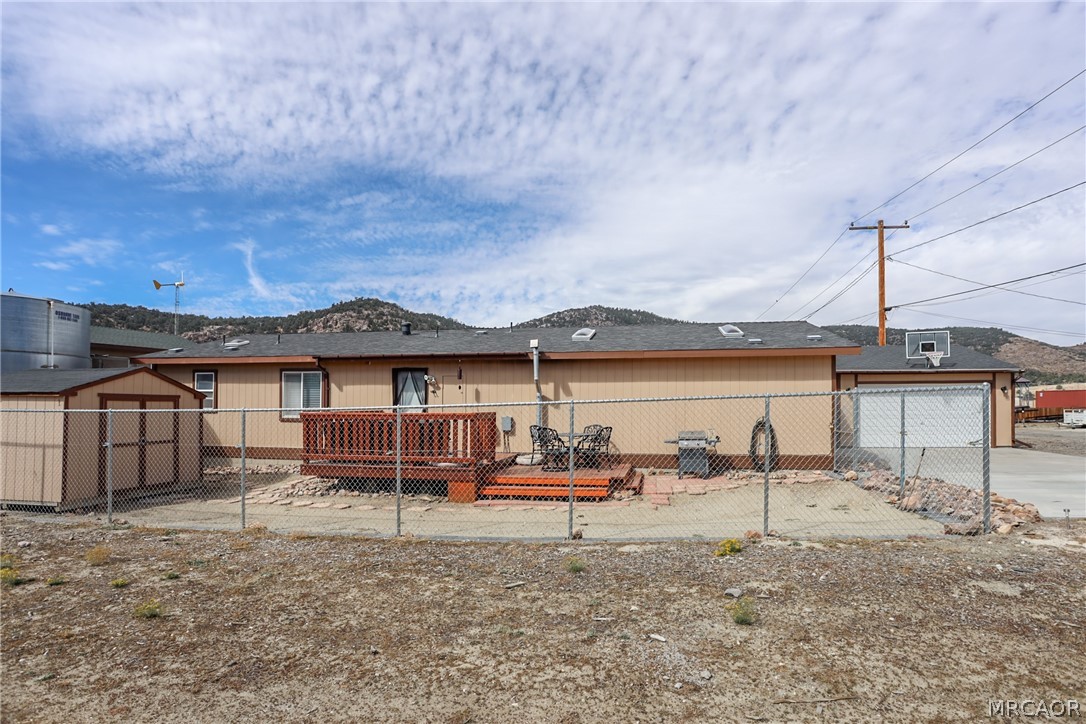 45395 7th Street Property Photo 4