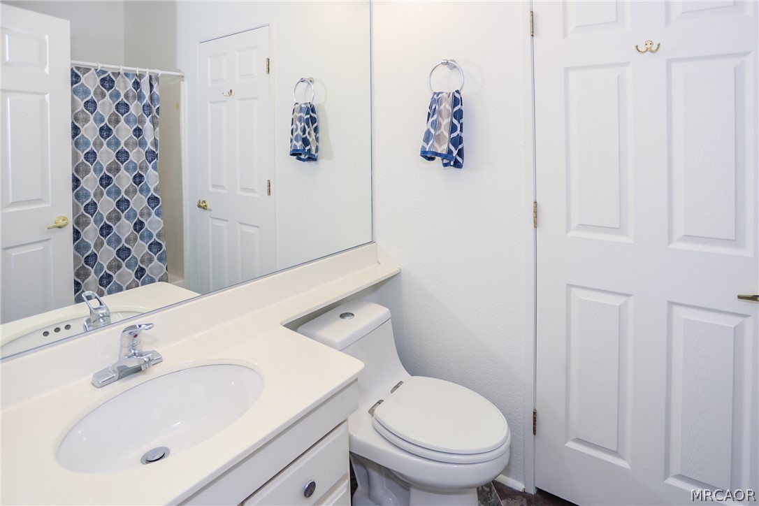 45395 7th Street Property Photo 20