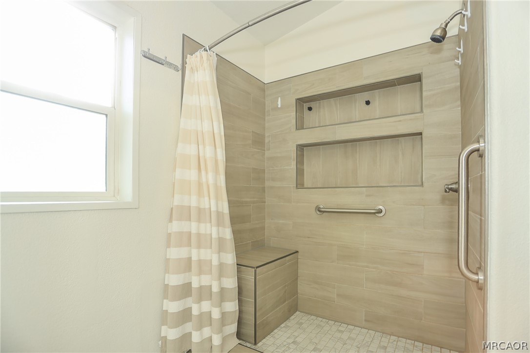 45395 7th Street Property Photo 26
