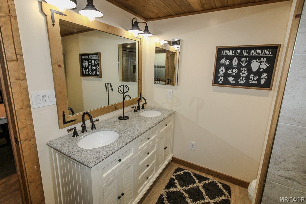 42655 Peregrine Avenue Property Photo 16