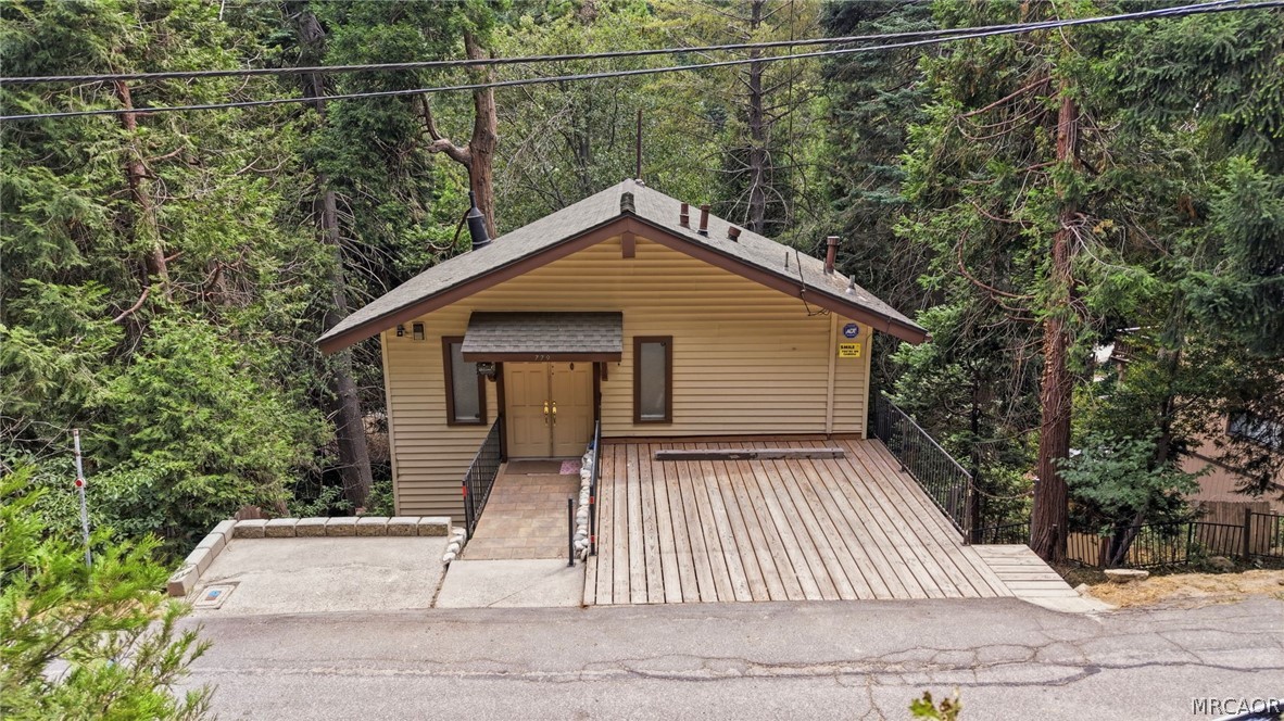 779 Virginia Court Property Photo 2