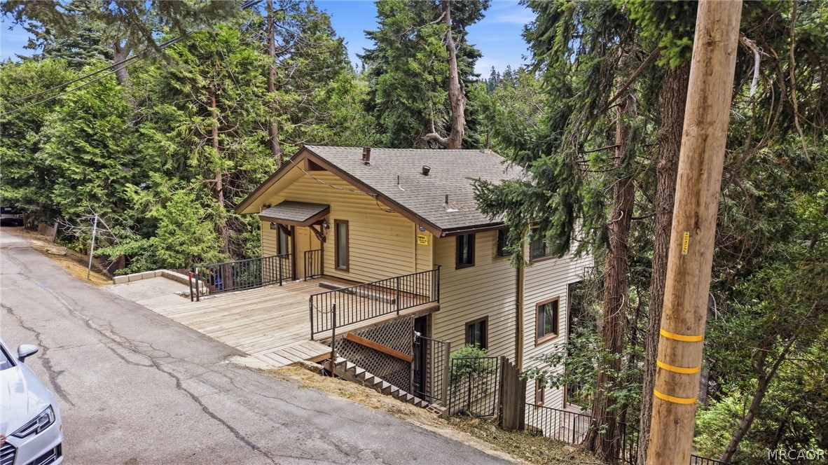 779 Virginia Court Property Photo 3