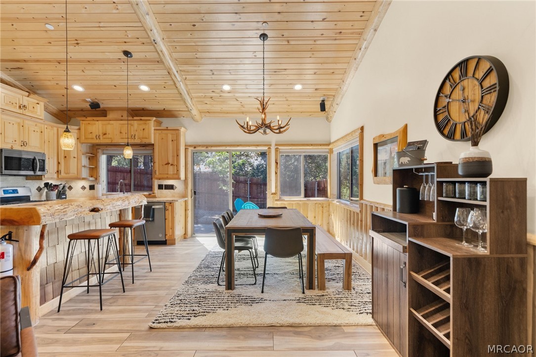 42765 Cougar Road Property Photo 9