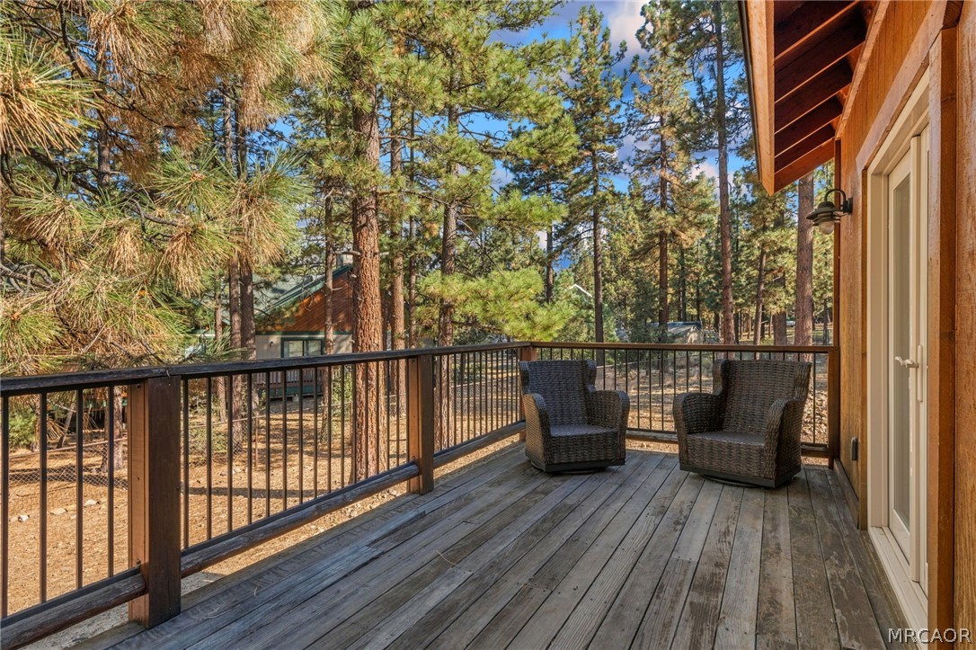 1520 Fallbrook Court Property Photo 21