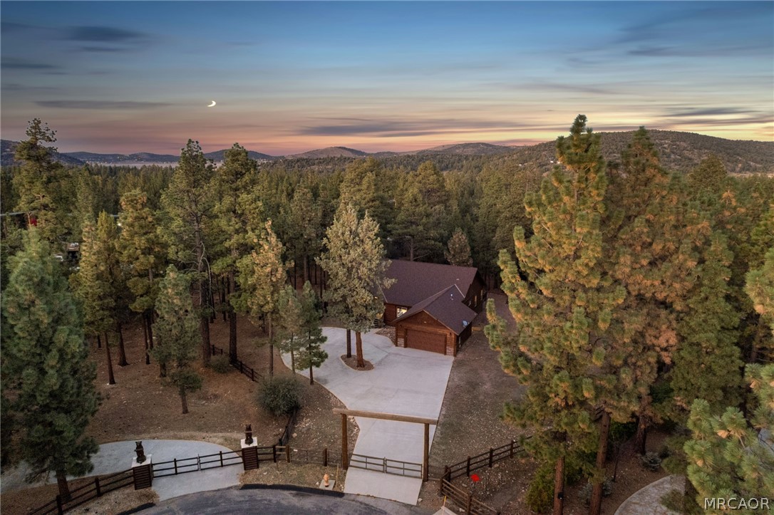 1520 Fallbrook Court Property Photo 43