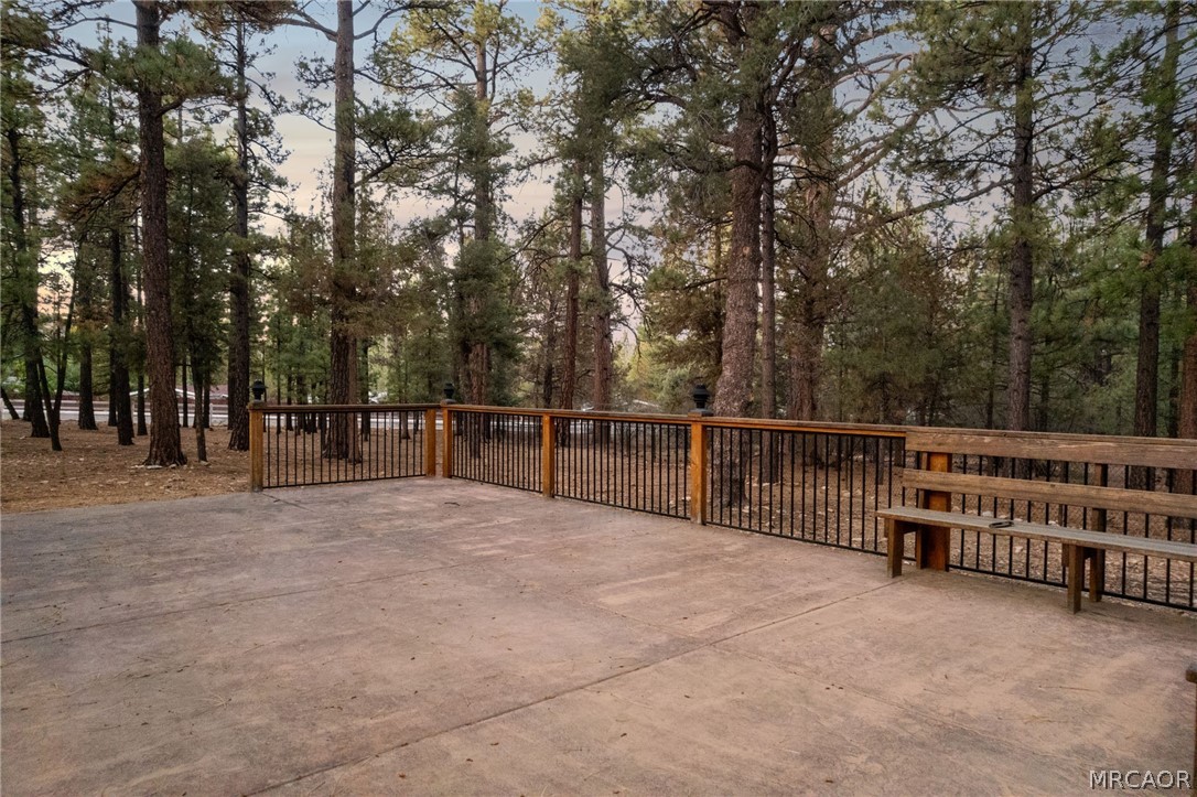 1520 Fallbrook Court Property Photo 48