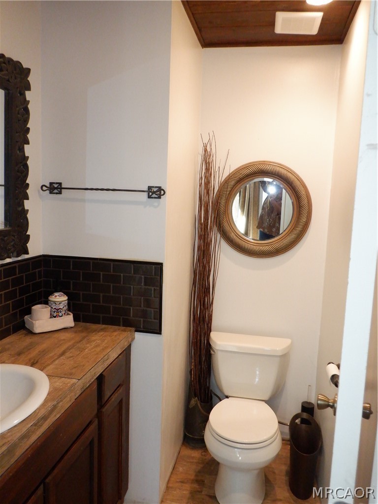 582 Beechnut Drive Property Photo 24