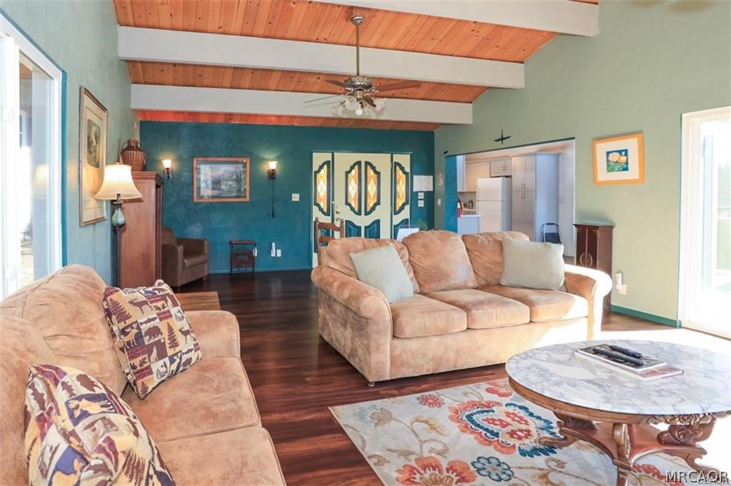 1010 Brookside Lane Property Photo 15